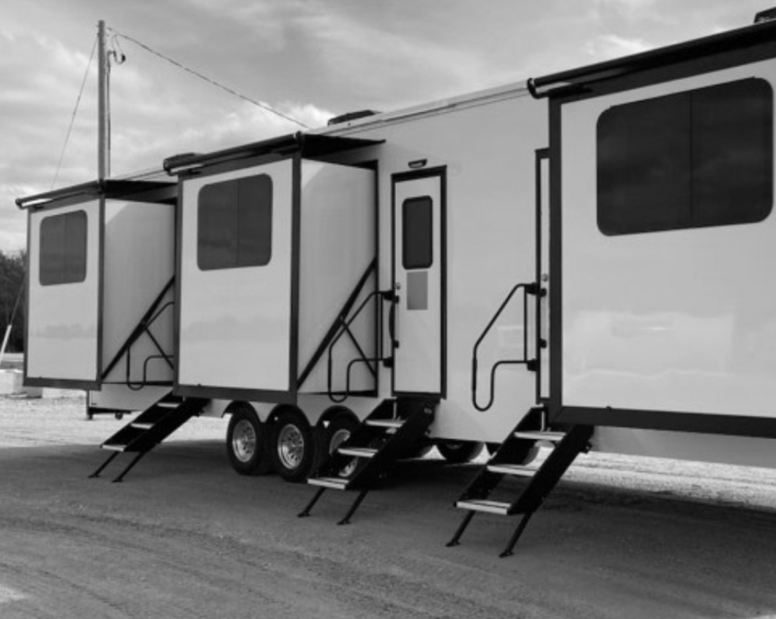 Hair & Makeup<br/>Trailers
